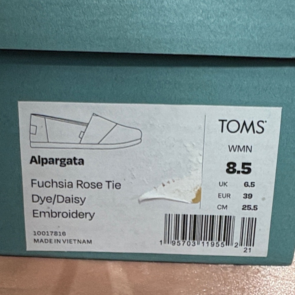 TOMS w/ Box Women's Fuchia Rose Embroidered Pink and Yellow Shoes-Size 8.5 - Picture 2 of 8